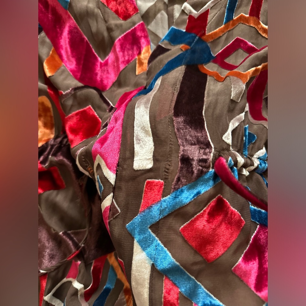 Alice + Olivia Gemma Geometric Kimono Top - Picture 2 of 11